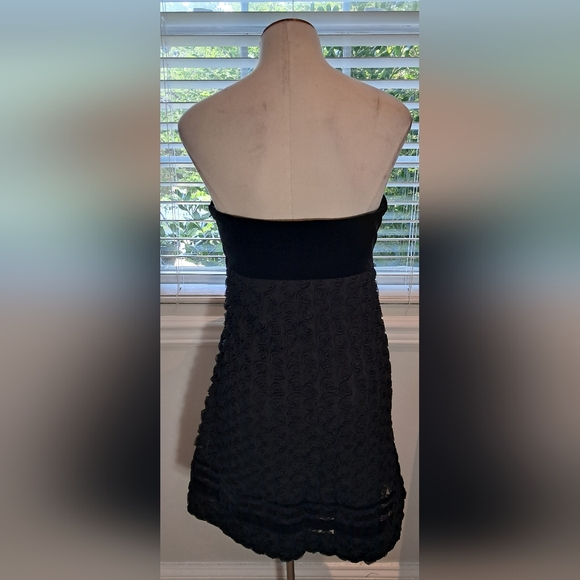 Betsey Johnson Black Velvet Rosette Dress Excellent Pre-owned Condition Sz 8 - Picture 6 of 8